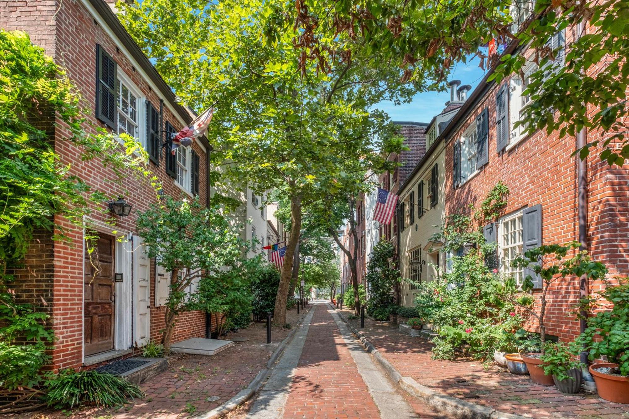 Exclusive Flat In Center * Philadelphia